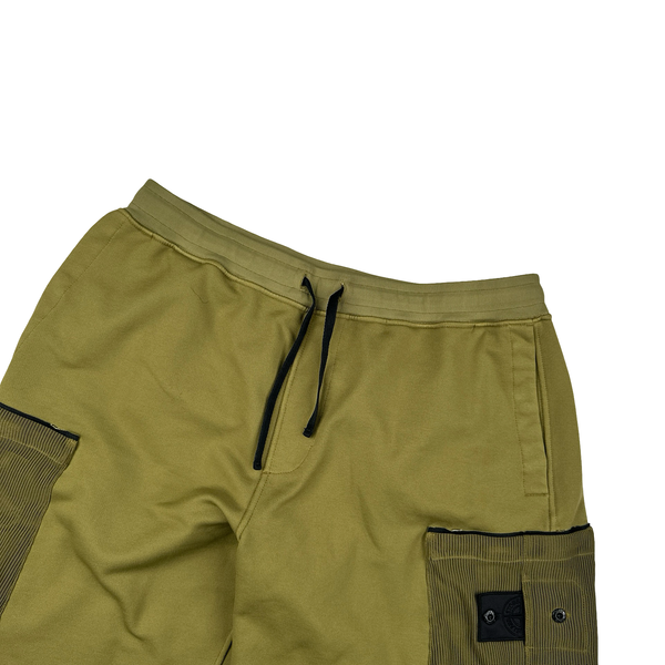 Stone Island 2021 Shadow Project Olive Green Garment Dyed Mesh Cargo Pocket Shorts - XL