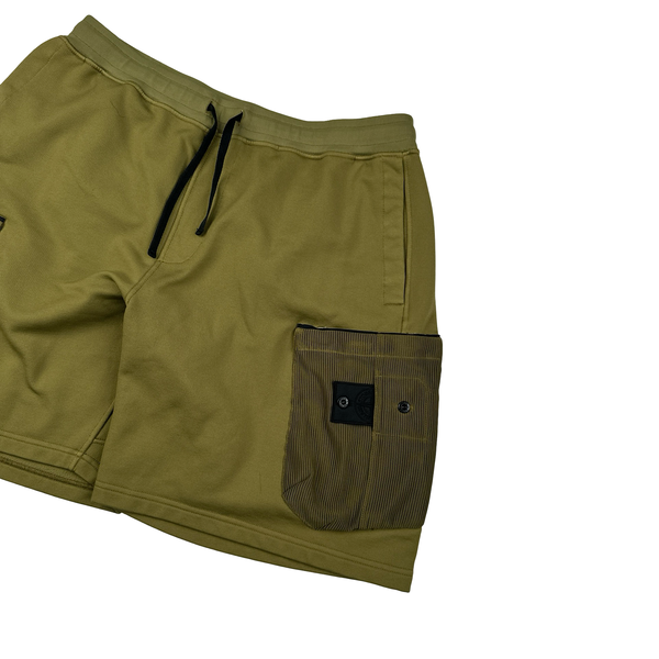 Stone Island 2021 Shadow Project Olive Green Garment Dyed Mesh Cargo Pocket Shorts - XL
