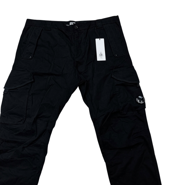 CP Company Black Lens Viewer Ergonomic Cargos - XL, 3XL