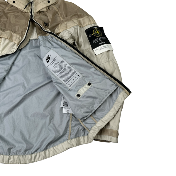 Stone Island x Nike Hyper Light Membrana 2L TC Windrunner - Medium