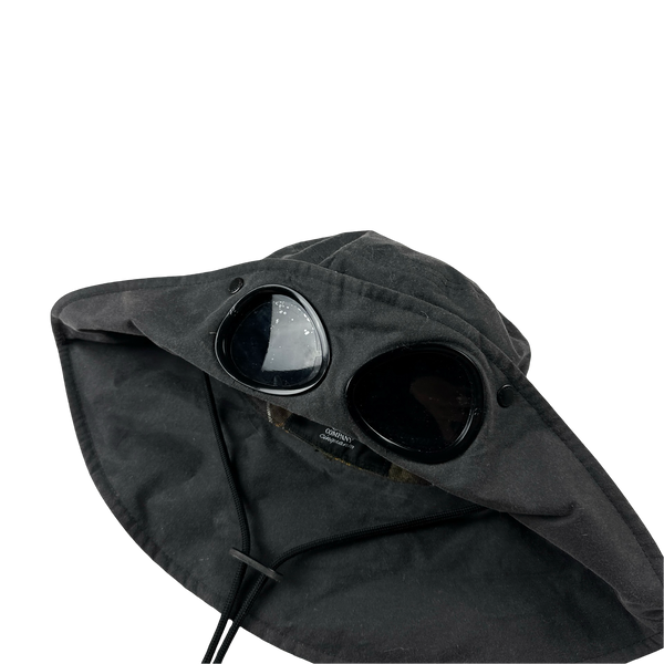 CP Company x Barbour Waxed Goggle Bucket Hat - Medium