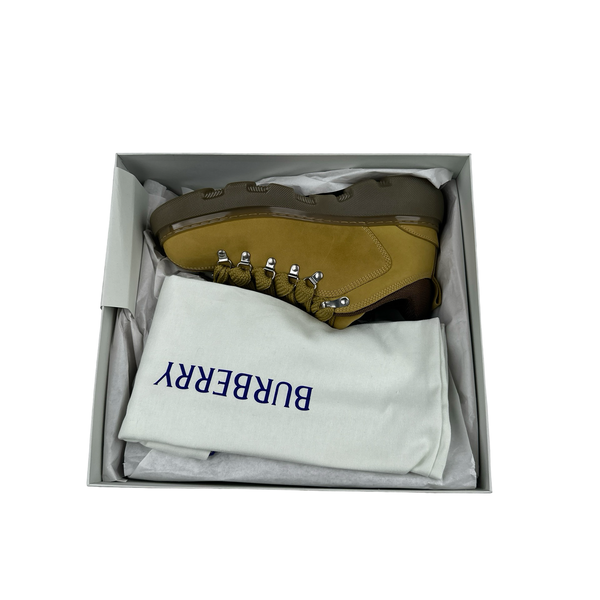 Burberry Manilla Leather Trek Boot Shoes - UK 9