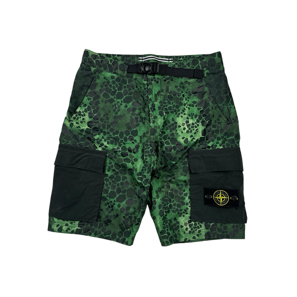 Stone Island 2018 Alligator Green Camo Shorts - 30"