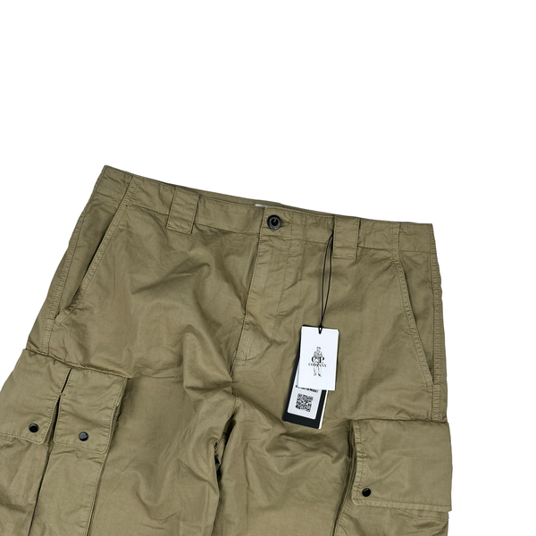 CP Company Camel Lens Viewer Cargo Shorts - Medium