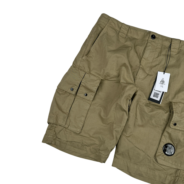 CP Company Camel Lens Viewer Cargo Shorts - Medium
