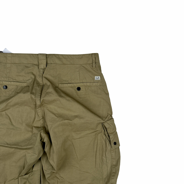 CP Company Camel Lens Viewer Cargo Shorts - Medium
