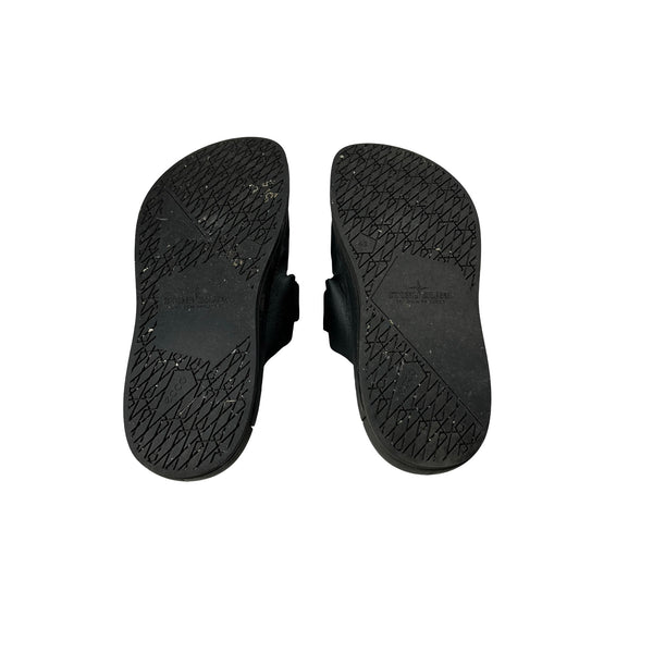 Stone island flip flops top