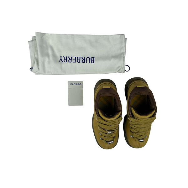 Burberry Manilla Leather Trek Boot Shoes - UK 9