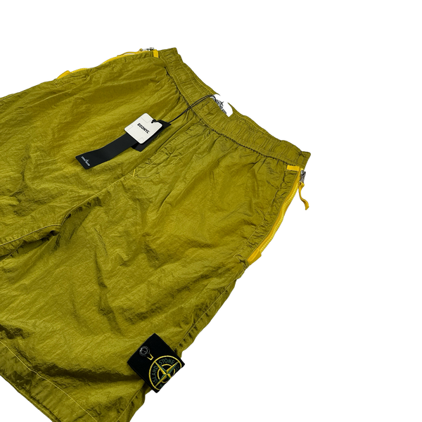 Stone Island 2023 Yellow Nylon Metal Econyl Shorts - Medium