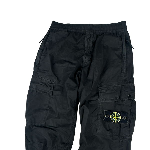 Stone Island 2021 RE-T Black Regular Tapered Cargo Trousers - 30"