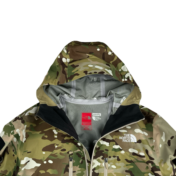 Supreme X North Face Camo Spellout Summit Series Waterproof Jacket - Medium