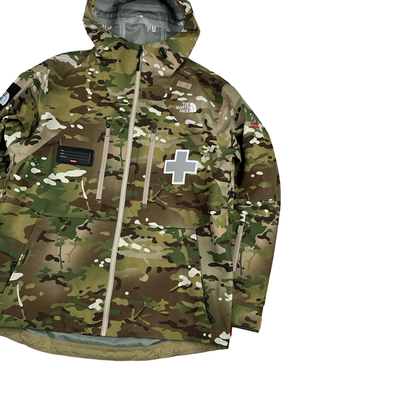 Supreme X North Face Camo Spellout Summit Series Waterproof Jacket - Medium