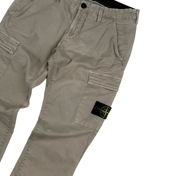 Stone Island 2018 Beige SK Fit Cargos - Medium