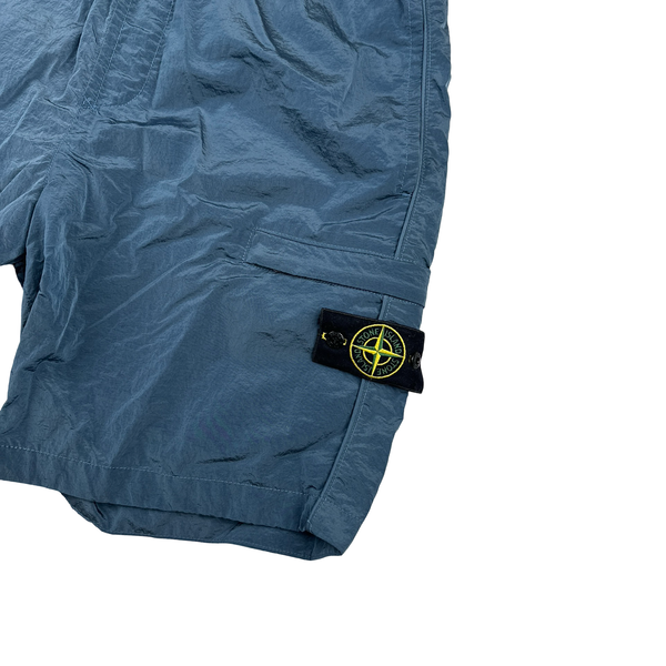 Stone Island 2022 Blue Nylon Metal Loose Fit Cargo Shorts - Large