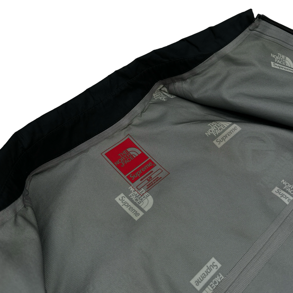 North Face X Supreme Gore-Tex Taped Seam Waterproof Coach Jacket - Small