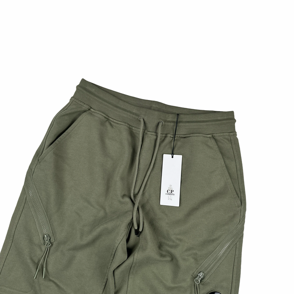 CP Company Khaki Diagonal Zip Cotton Lens Viewer Shorts - Small