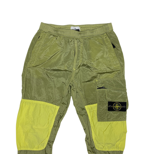 Stone Island 2019 Yellow Nylon Metal Rip Stop Cargos