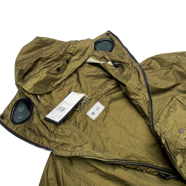 vasteland heilige Artistiek CP Company x Adidas Explorer Chrome Goggle Jacket – Mat's Island