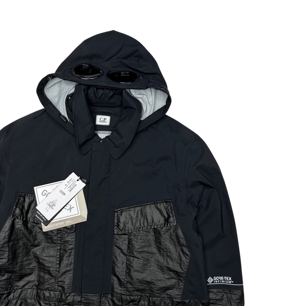 CP Company Black Gore-Tex Infinium Waterproof Goggle Jacket - Medium