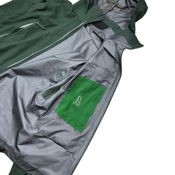 Arcteryx Green Beta AR Goretex Windbreaker Jacket﻿ - Medium