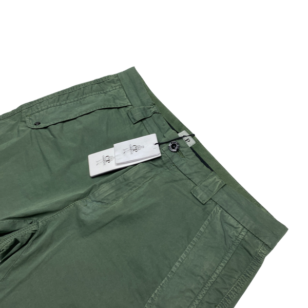 CP Company Green Cargo Cotton Lens Viewer Shorts