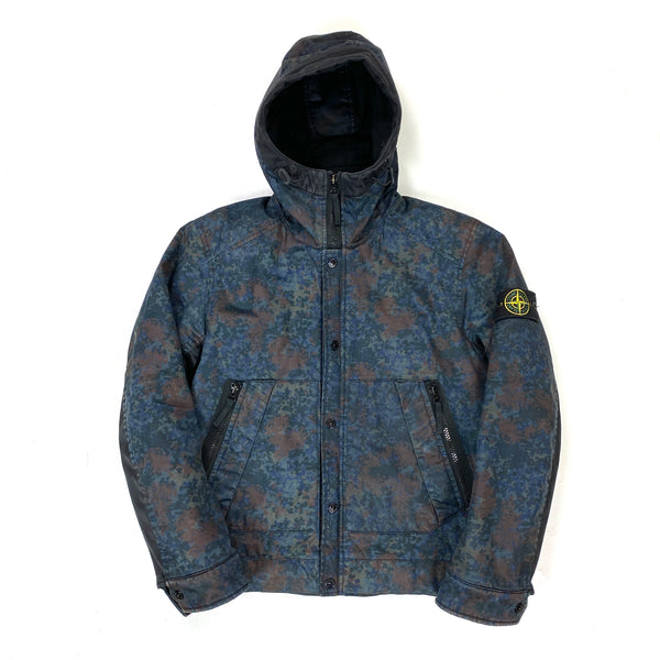 Blue camo best sale stone island jacket